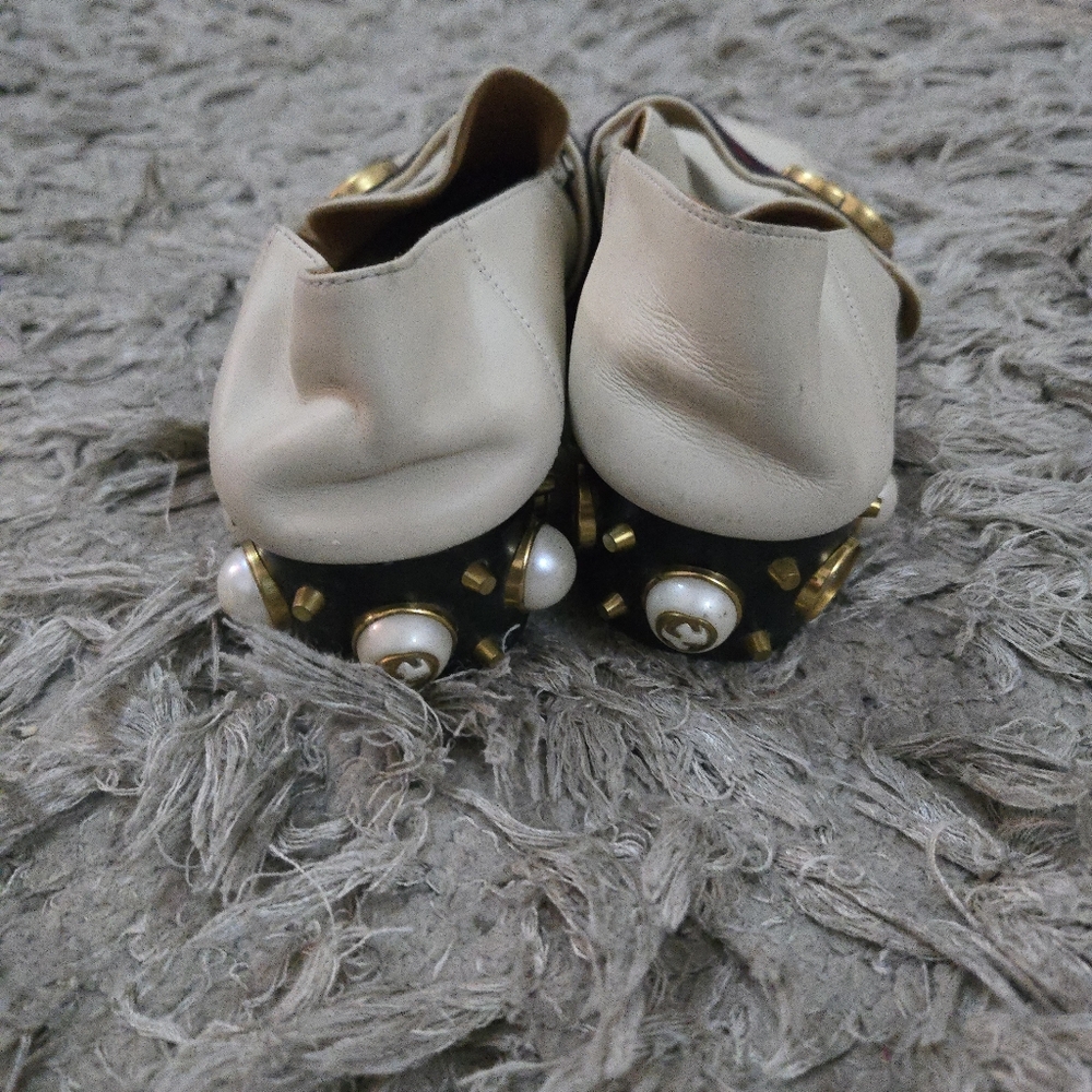 Gucci Peyton White Leather Loafers Pearl Heel Web Stripe GG Logo Sz 39 - Picture 3 of 11
